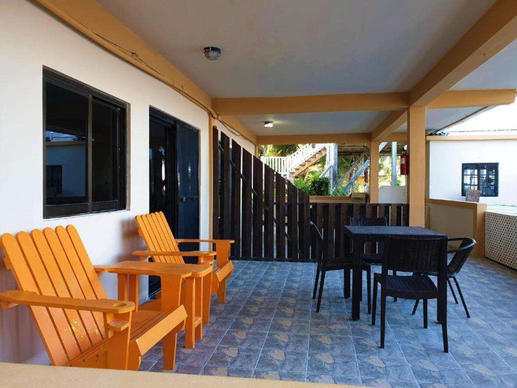 Beach Side Condos Caye Caulker By Ccvh Exterior photo